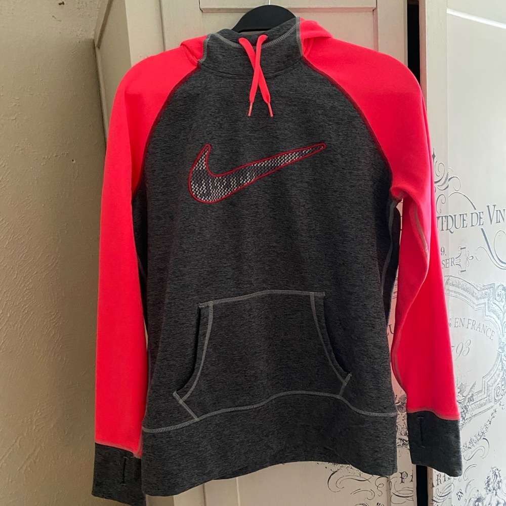 Gently Used X1 Nike Therma-Fit Pullover Sweatshirt- Large